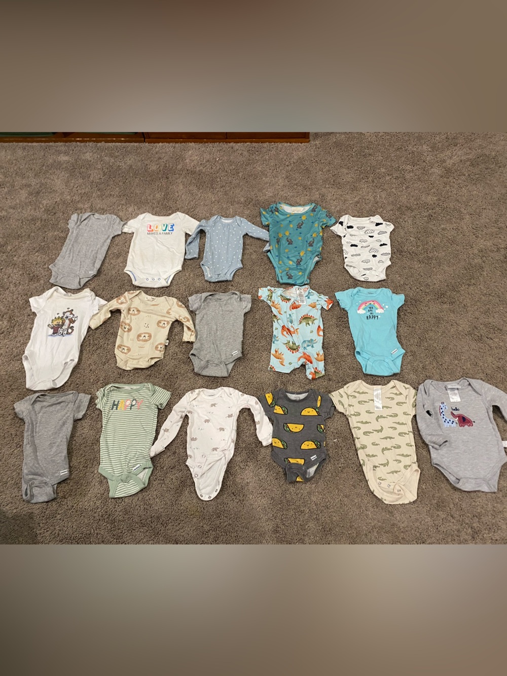 HUGE BABY ONESIES BUNDLE!! Set of 16 (0-3 months)